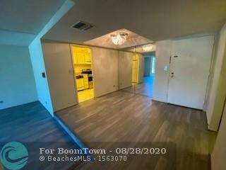3670 Inverrary Dr - Photo 1