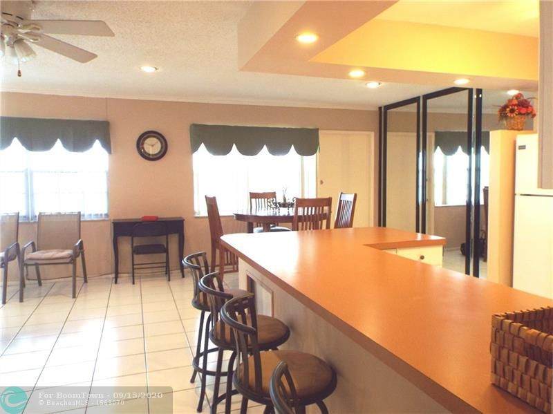 2455 51 Street - Photo 1