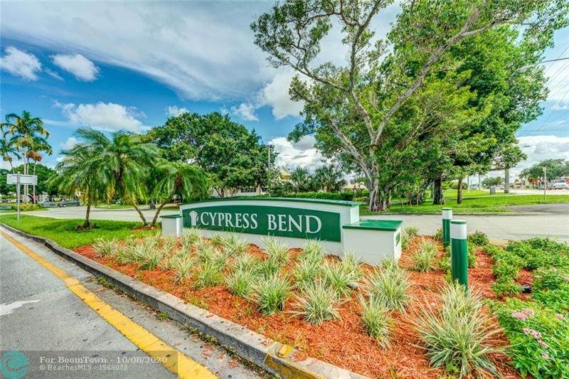 2240 Cypress Bend Dr - Photo 1