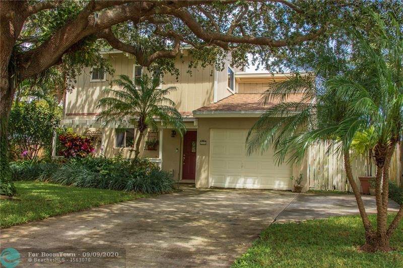 2560 Ella St - Photo 1