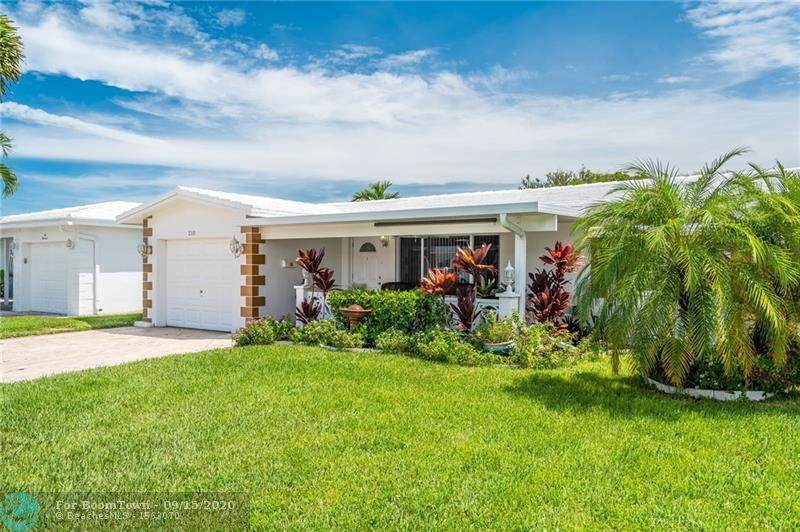 210 Golf Blvd - Photo 1