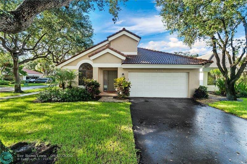 9700 18 Place - Photo 1