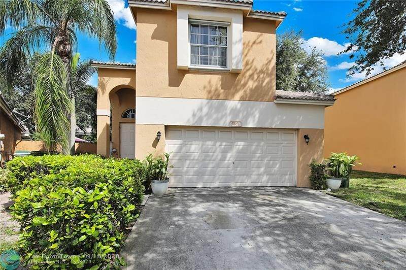 5861 Eagle Cay Cir - Photo 1