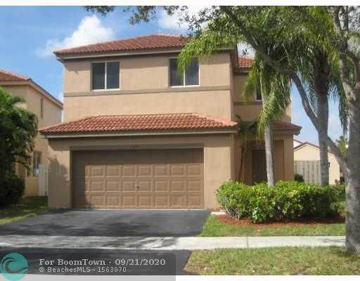 1495 Estancia Cir - Photo 1