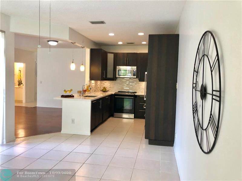 868 133RD AVE - Photo 1
