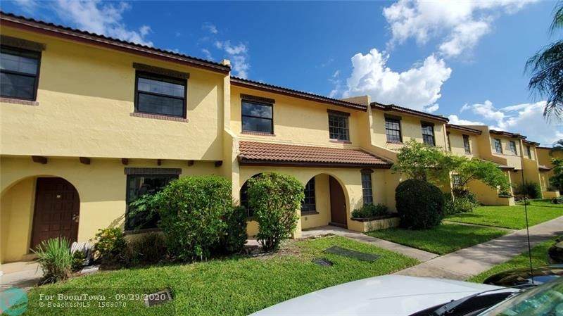 2772 47th Ln - Photo 1
