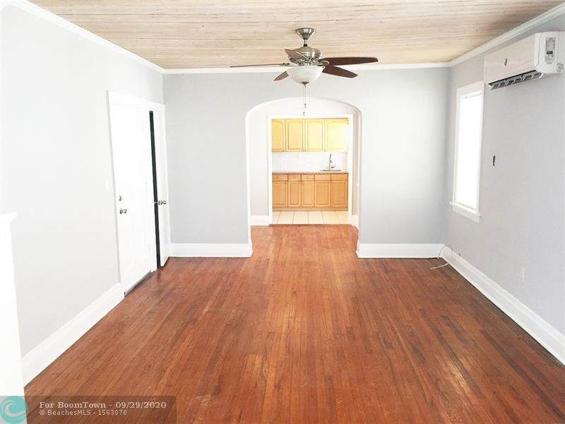 1641 Tyler St - Photo 1