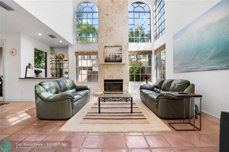 200 14th Ave - Photo 1
