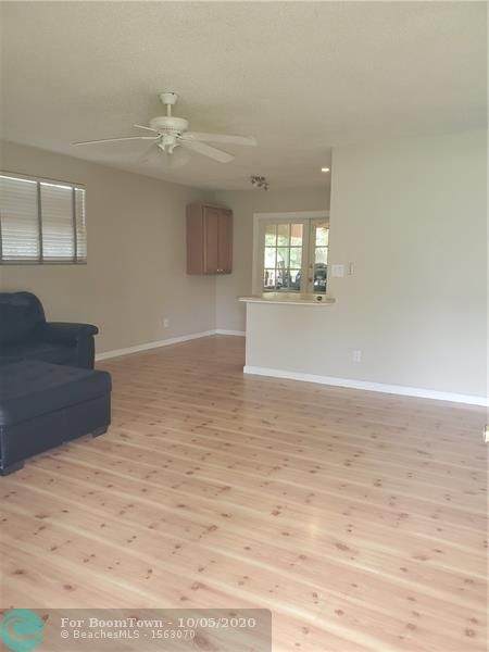 1570 115th Ave - Photo 1