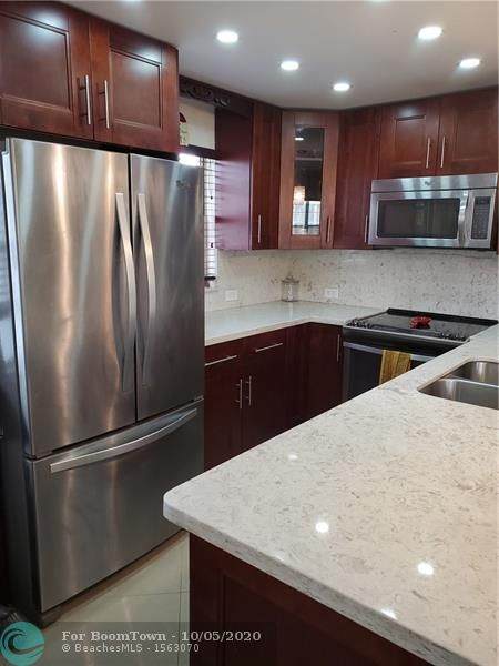 262 Dorset G - Corner - Photo 1