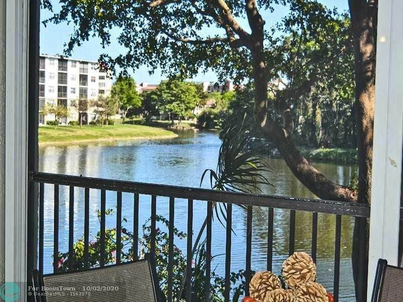 2240 Cypress Bend Dr - Photo 1