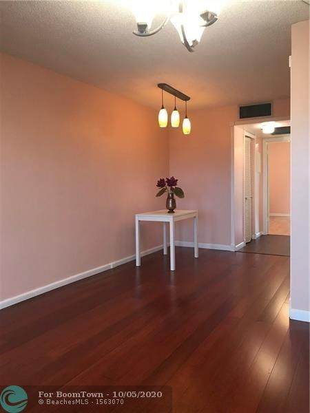 2301 Lucaya Ln - Photo 1