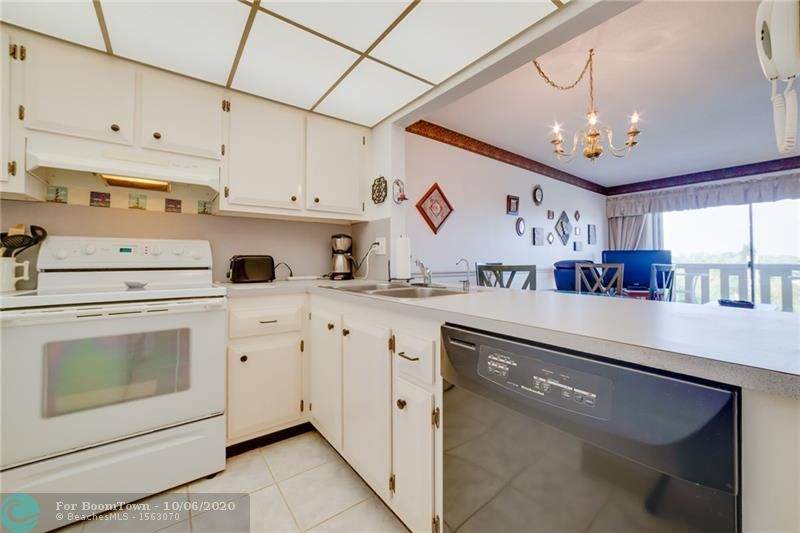 900 River Reach Drive - Photo 1