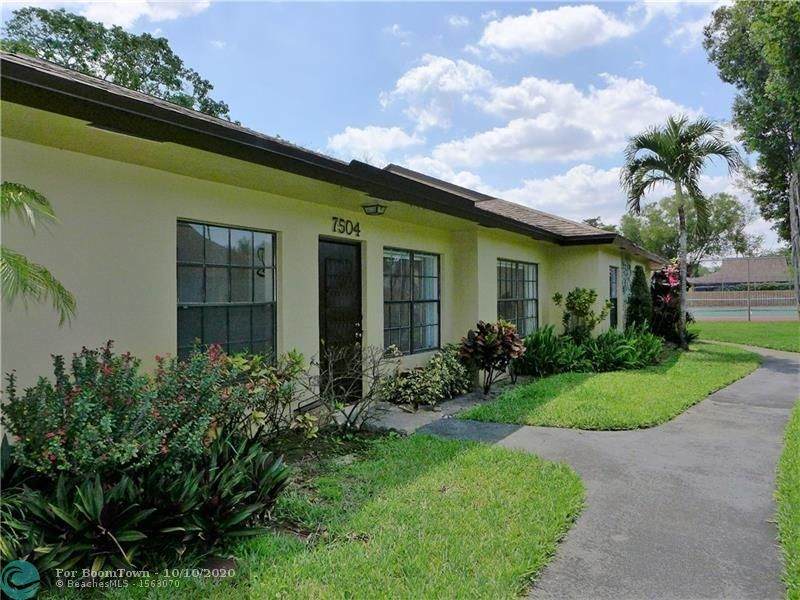 7504 26th Ct - Photo 1