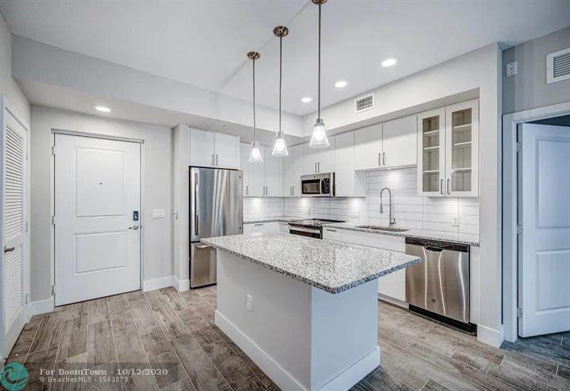 20940 Uptown Ave - Photo 1
