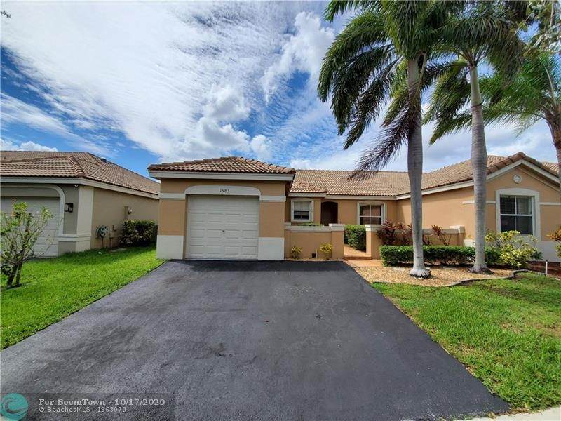 1583 Orion Ln - Photo 1