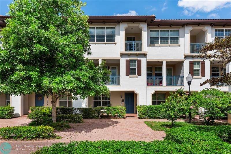 11946 25th Ct - Photo 1