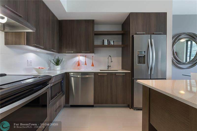 86 8 Street - Photo 1