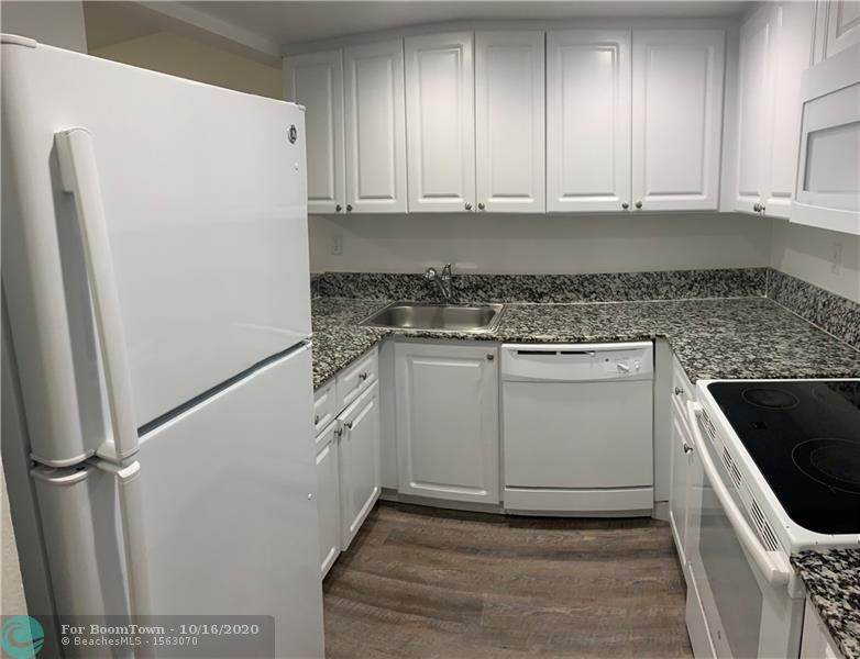 19455 10 Ave - Photo 1