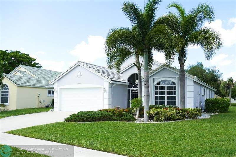 1638 Oak Berry Cir - Photo 1
