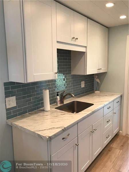 224 Hibiscus Ave - Photo 1