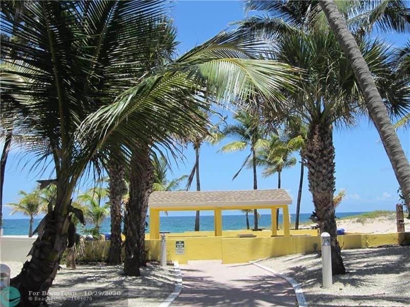 1421 Ocean Blvd - Photo 1