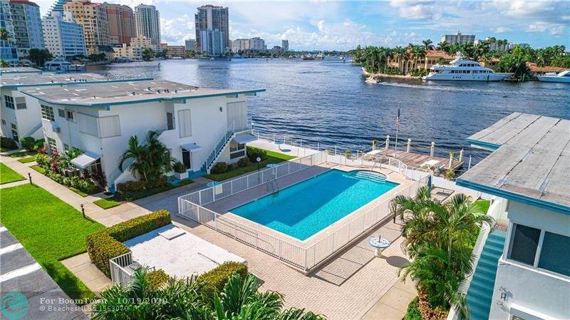 425 Bayshore Dr - Photo 1
