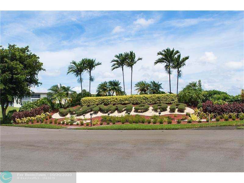 3001 Portofino Isle - Photo 1