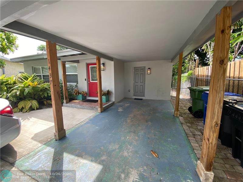 1437 4th Ave - Photo 1