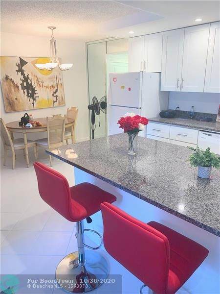 62 Harwood H - Photo 1