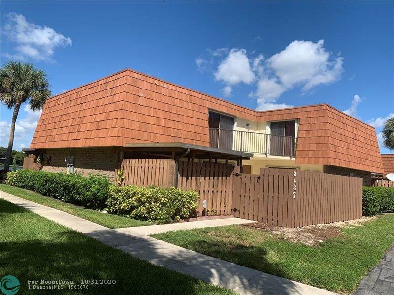 8437 Coral Cir - Photo 1