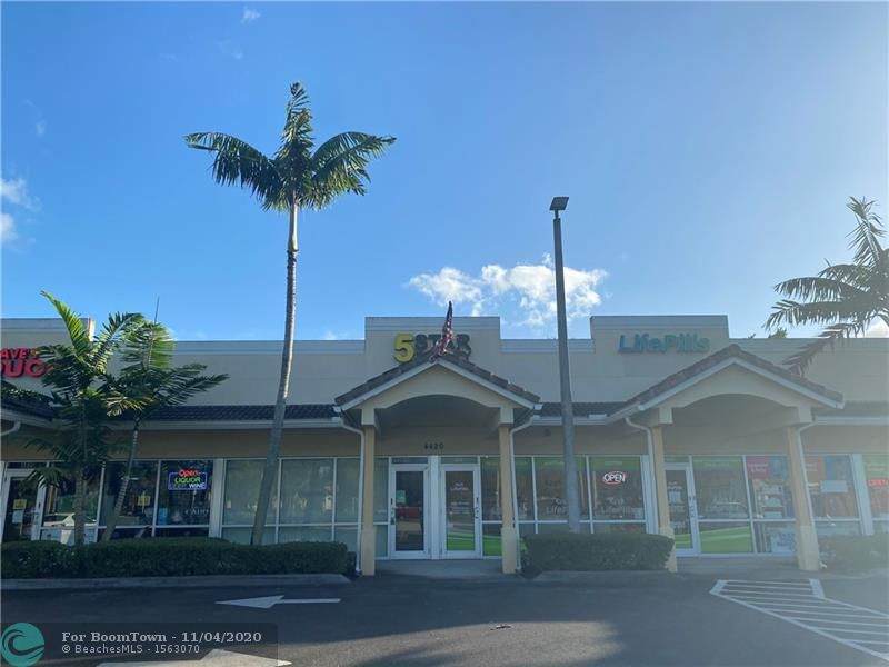 4420 Hillsboro Blvd - Photo 1