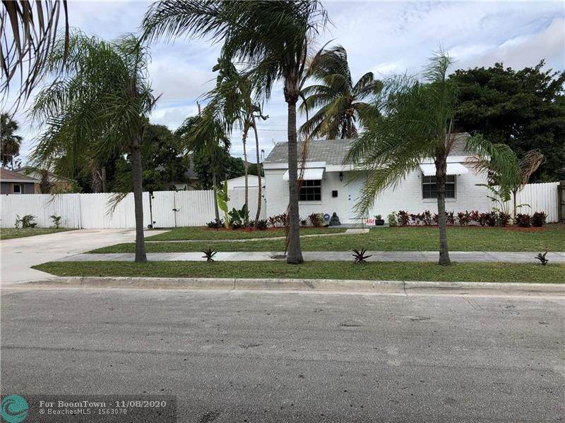 1007 Charles St - Photo 1