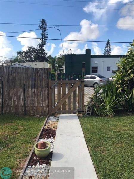 1746 Adams St - Photo 1