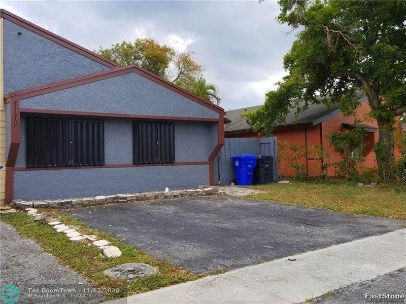 7170 14TH ST - Photo 1