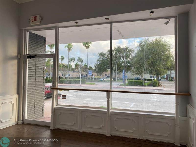 2031 Tyler St - Photo 1