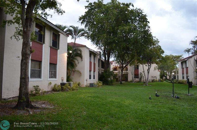 20250 3 CT - Photo 1