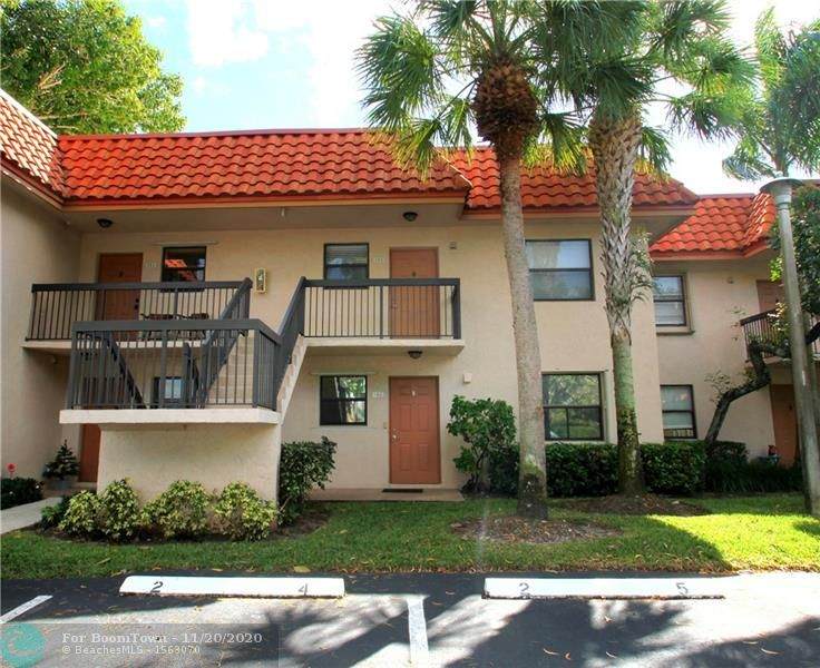 15706 Waterside Cir - Photo 1