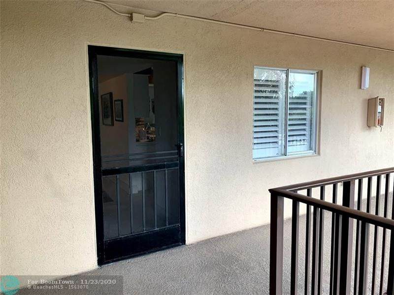 2212 Cypress Bend Dr - Photo 1