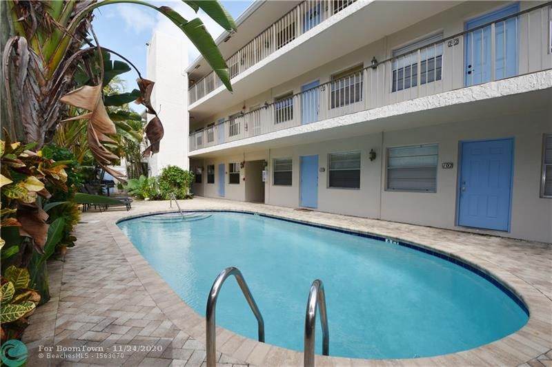 215 16th Ave - Photo 1