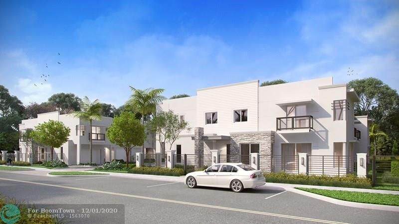 815 17TH AVE - Photo 1