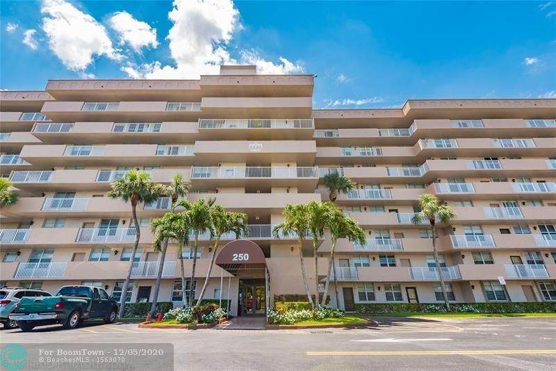 250 Jacaranda Dr - Photo 1