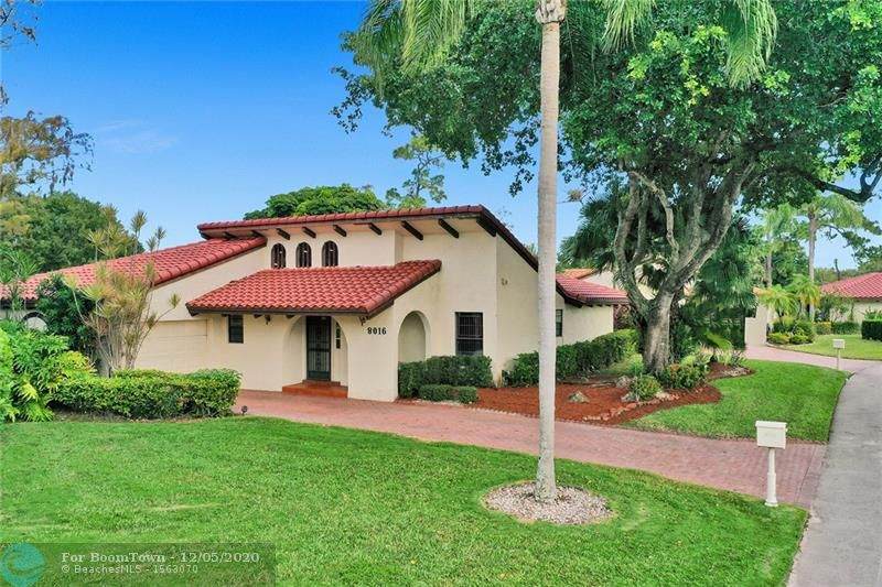 8016 Hibiscus Cir - Photo 1