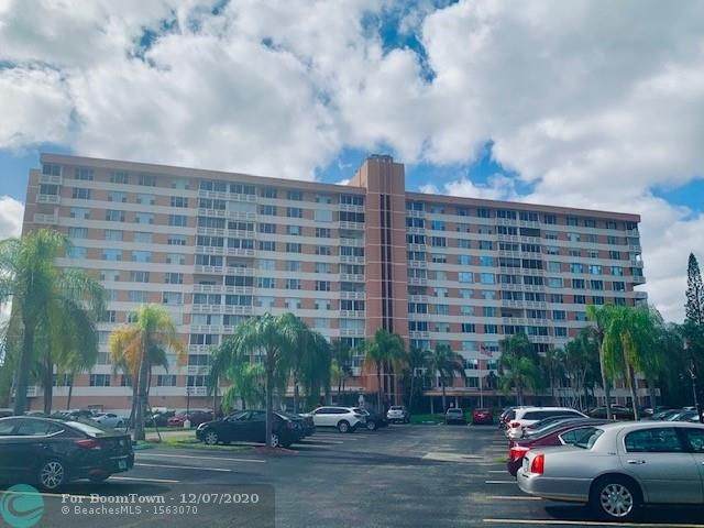 3850 Washington St - Photo 1