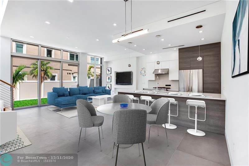 600 8th Ave. - Photo 1