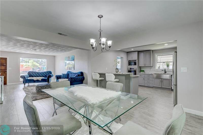 3371 15th Ct - Photo 1