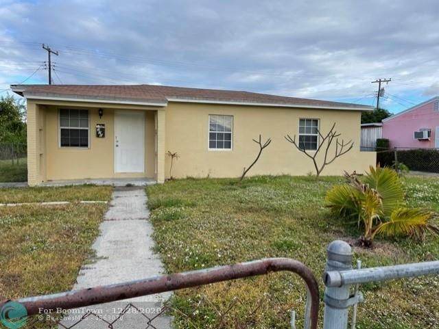 370 15th St - Photo 1