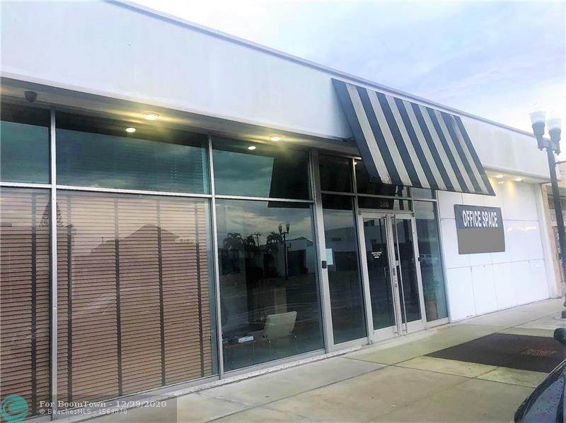 2404 Hollywood Blvd - Photo 1