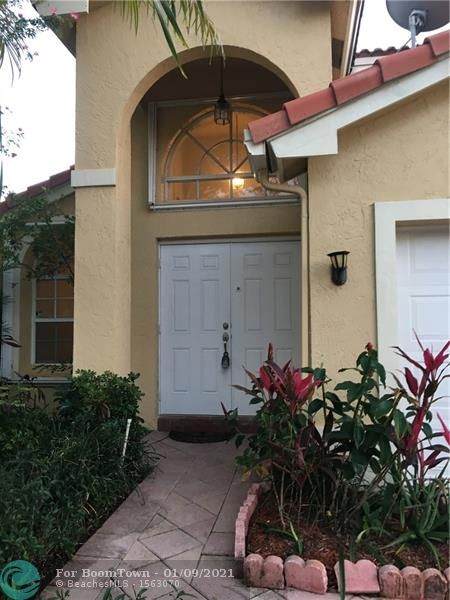 12348 53rd St - Photo 1