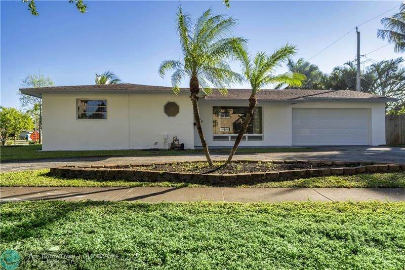 1400 8th Ave - Photo 1